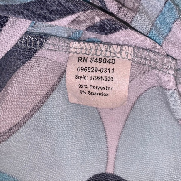 Aimee D Petites Top Light Blue Floral Design Size S Made in Hawaii - Picture 4 of 5